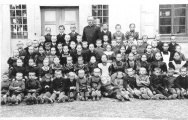 1892-Schule Jahrgänge um1886.jpg